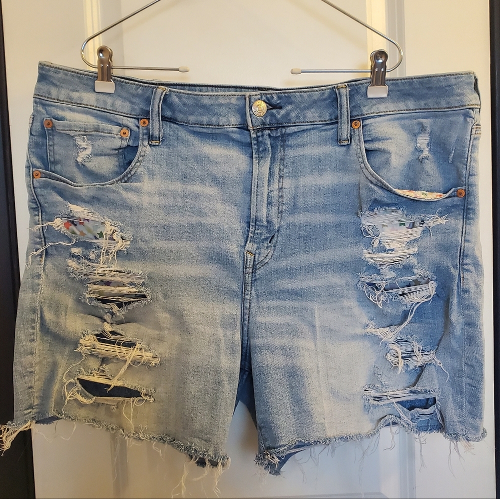American Eagle - Mens Denim Shorts - Sz 40 - PRIDE